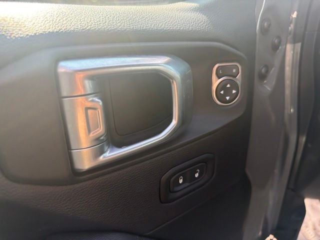 2022 Jeep Wrangler Unlimited Sahara Altitude