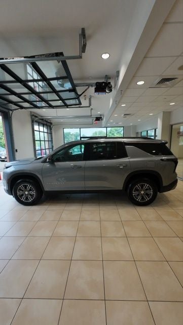 2024 Chevrolet Traverse LT 2LT