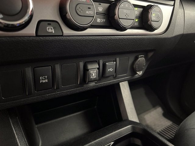2022 Toyota Tacoma SR5 V6