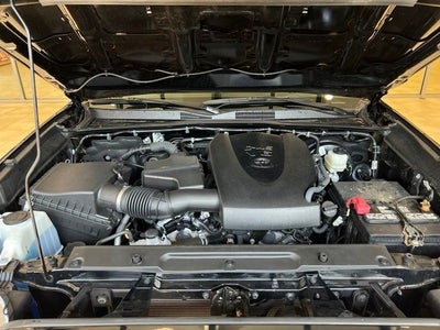 2022 Toyota Tacoma SR5 V6