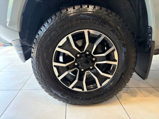 2023 Toyota Tacoma TRD Sport V6
