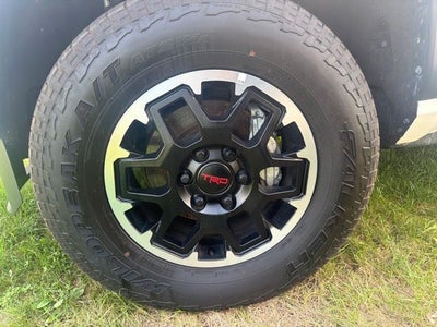2026 Toyota Tacoma Hybrid TRD Off Road