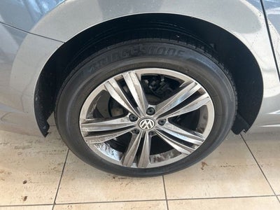 2019 Volkswagen Jetta R-Line