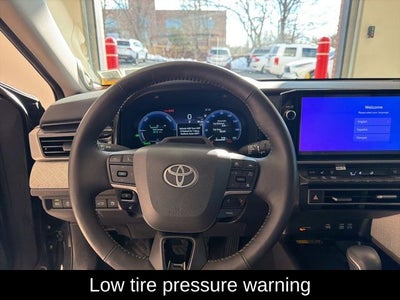 2025 Toyota Camry XLE