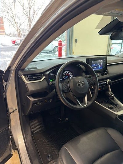 2022 Toyota RAV4 Hybrid XLE Premium