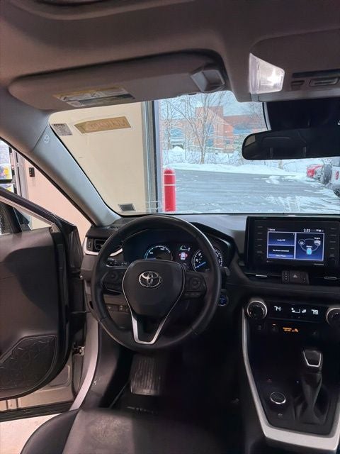 2022 Toyota RAV4 Hybrid XLE Premium