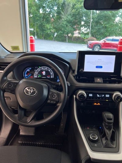 2023 Toyota RAV4 Hybrid LE