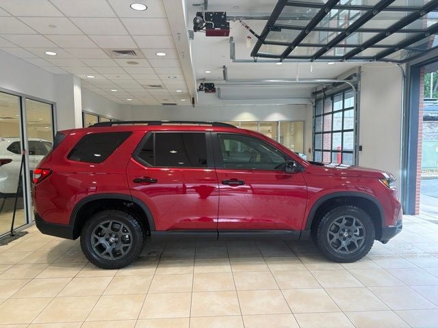 2023 Honda Pilot TrailSport
