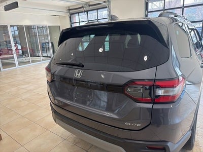 2023 Honda Pilot Elite