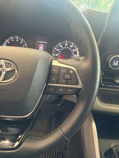 2021 Toyota Highlander LE