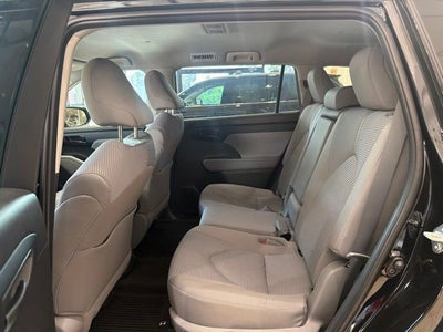 2021 Toyota Highlander LE