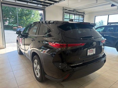 2021 Toyota Highlander LE