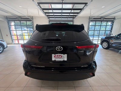 2021 Toyota Highlander LE