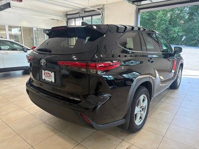 2021 Toyota Highlander LE