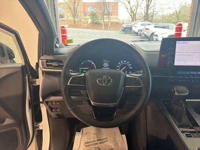 2021 Toyota Sienna XSE 7 Passenger