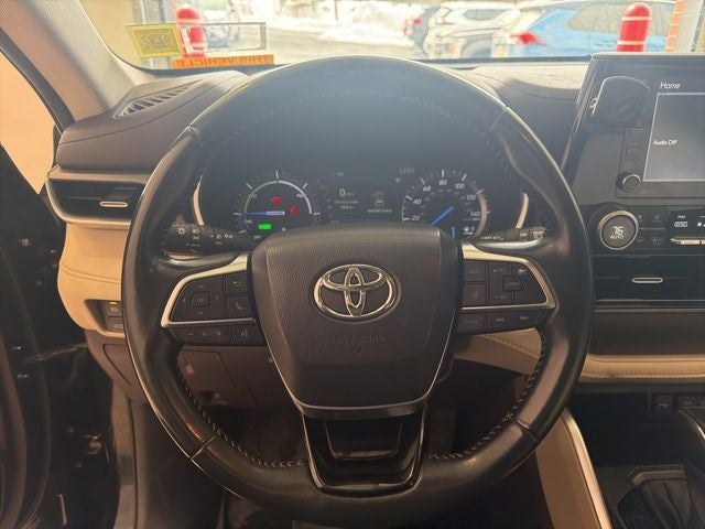 2021 Toyota Highlander Hybrid XLE