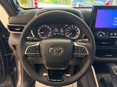 2023 Toyota Highlander XSE