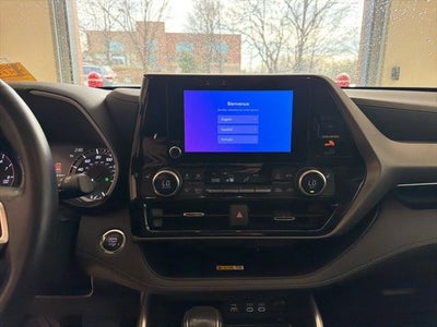 2023 Toyota Highlander L