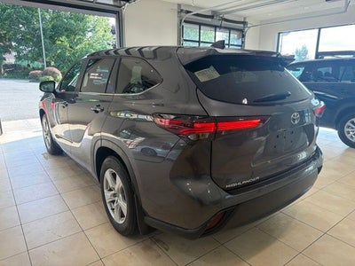 2025 Toyota Highlander LE