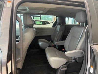 2023 Toyota Sienna Limited 7 Passenger