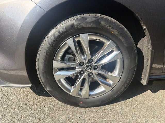 2023 Toyota Sienna Limited 7 Passenger