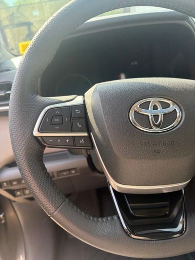 2023 Toyota Sienna Limited 7 Passenger