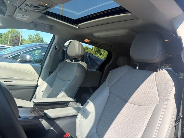 2023 Toyota Sienna Limited 7 Passenger