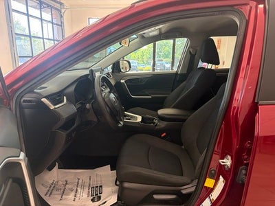 2020 Toyota RAV4 Hybrid LE