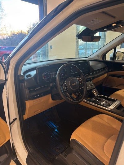 2022 Kia Carnival EX