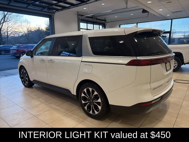 2022 Kia Carnival EX
