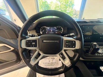 2022 Land Rover Defender 110 SE