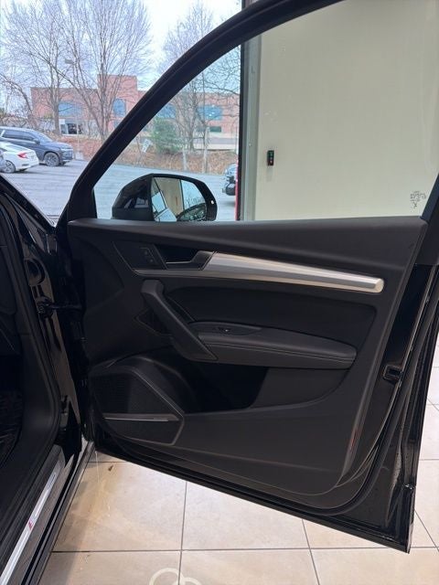 2024 Audi Q5 45 S line Prestige quattro