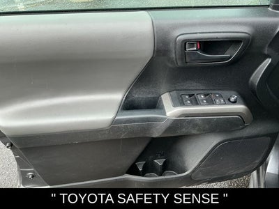 2022 Toyota Tacoma SR5 V6