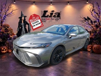 2025 Toyota Camry SE