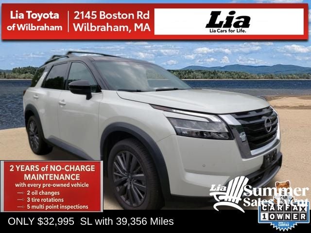 2023 Nissan Pathfinder SL