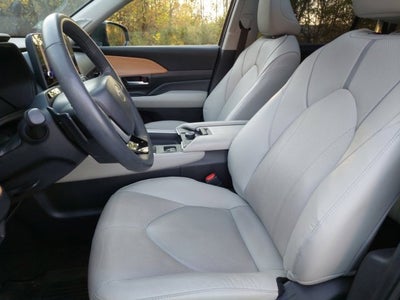 2024 Toyota Grand Highlander Platinum