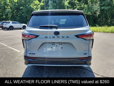 2025 Toyota Sienna XSE 7 Passenger