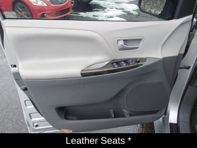 2020 Toyota Sienna XLE 7 Passenger