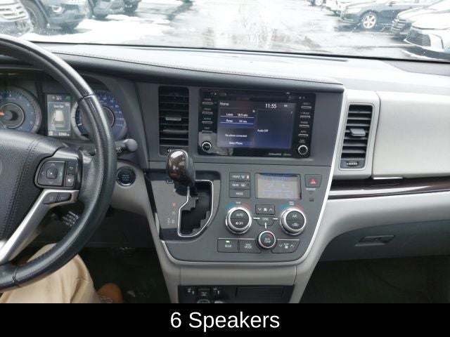 2020 Toyota Sienna XLE 7 Passenger