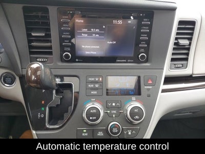 2020 Toyota Sienna XLE 7 Passenger