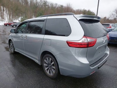 2020 Toyota Sienna XLE 7 Passenger