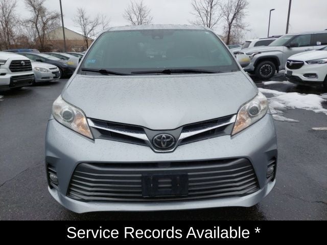 2020 Toyota Sienna XLE 7 Passenger