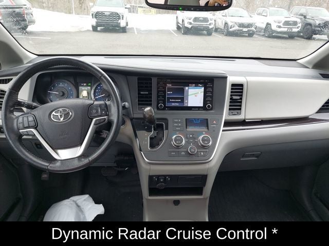 2020 Toyota Sienna XLE 7 Passenger