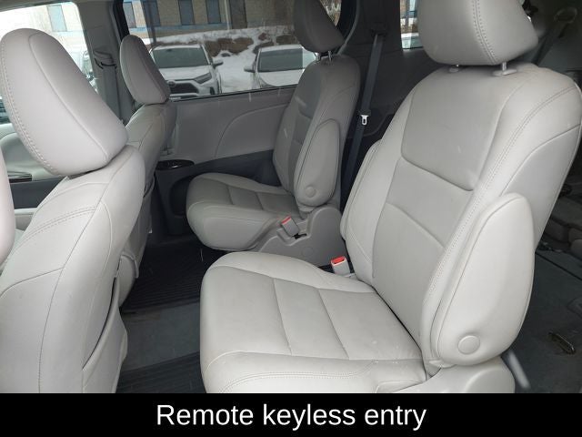 2020 Toyota Sienna XLE 7 Passenger