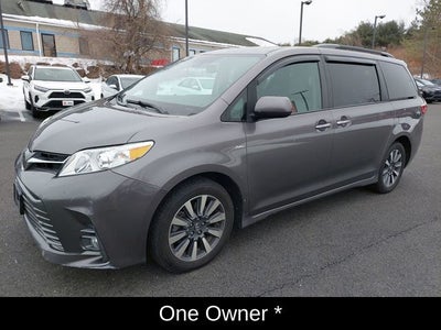 2020 Toyota Sienna XLE 7 Passenger
