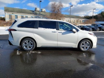 2022 Toyota Sienna Platinum 7 Passenger