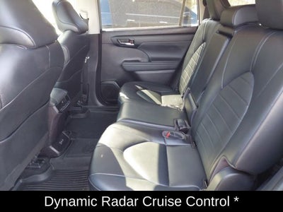 2022 Toyota Highlander XLE