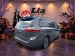 2019 Toyota Sienna LE 7 Passenger