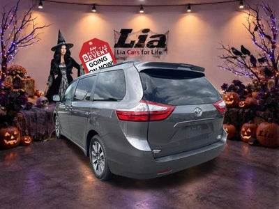 2019 Toyota Sienna LE 7 Passenger
