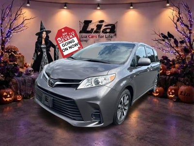 2019 Toyota Sienna LE 7 Passenger
